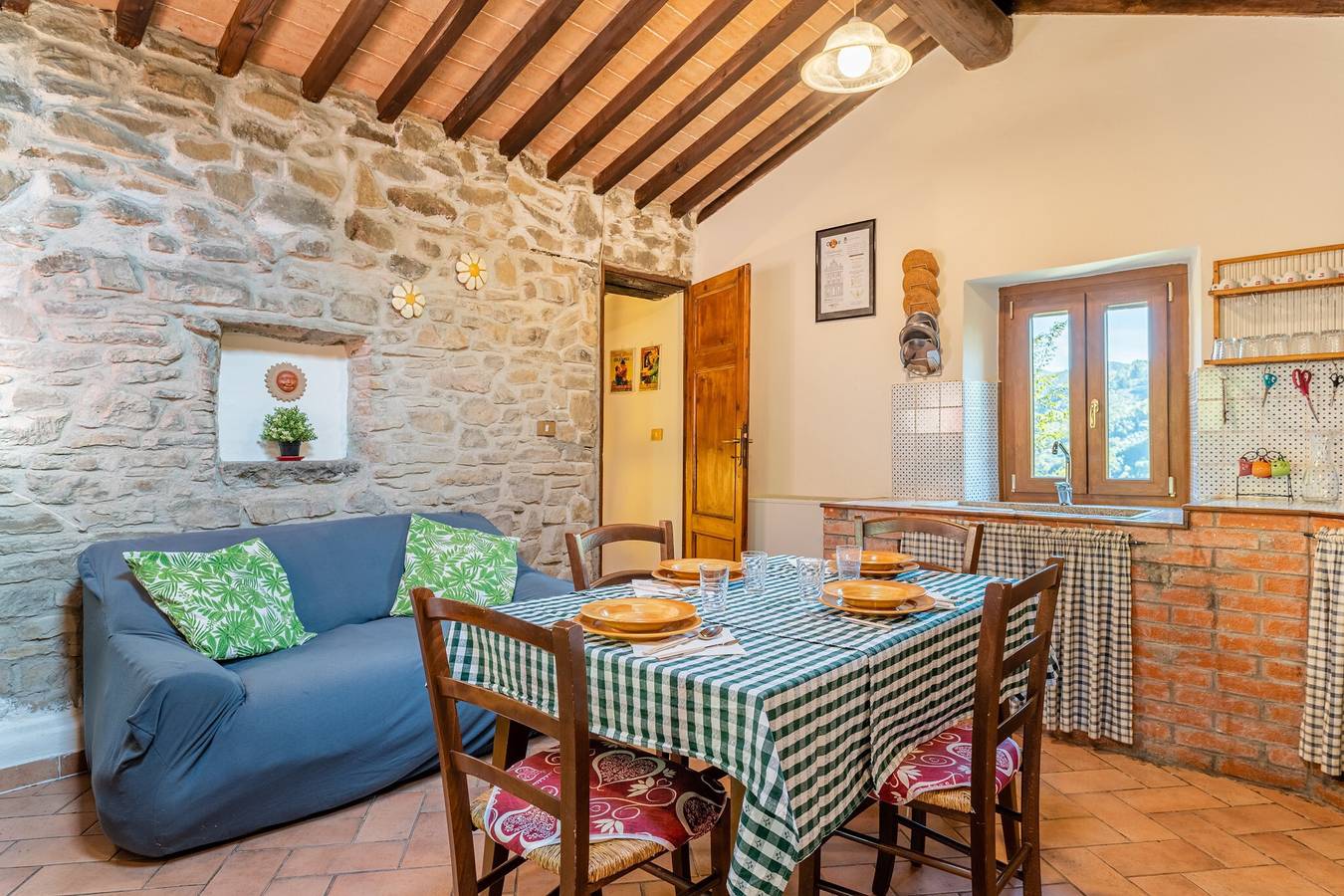 Vacation Home "Il Colletto Romantic Stonehouse" with Mountain View, Garden & Terrace in Pescia, Pistoia Province
