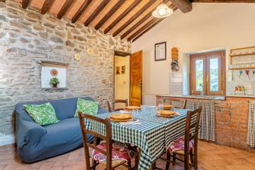 Agriturismo per 5 Persone in Pescia, Provincia di Pistoia, Foto 2
