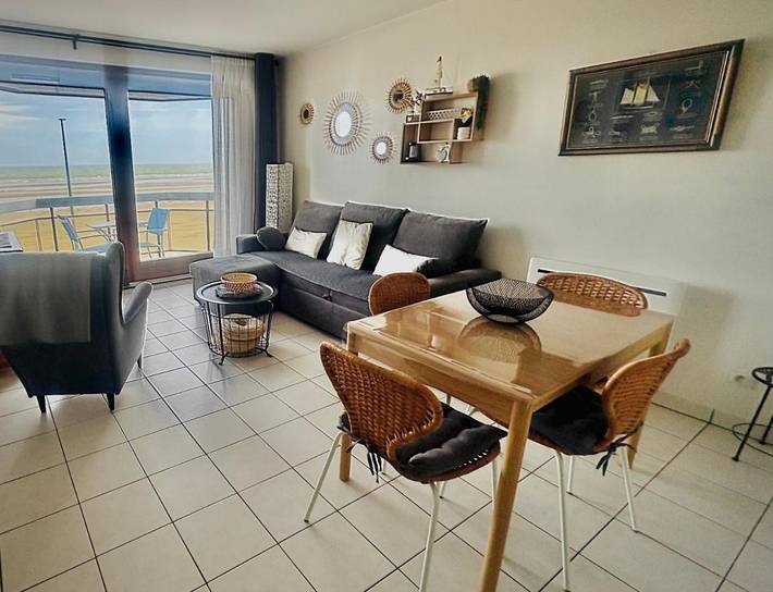 Gîte pour 4 personnes, avec terrasse et vue dans Plage du Perroquet - 2