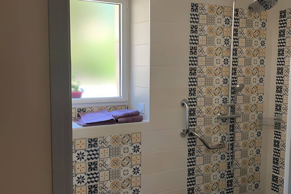 Maison de vacances 'Ty Coat' avec terrasse privée, Wi-Fi et climatisation in Bannalec, Région de Quimper