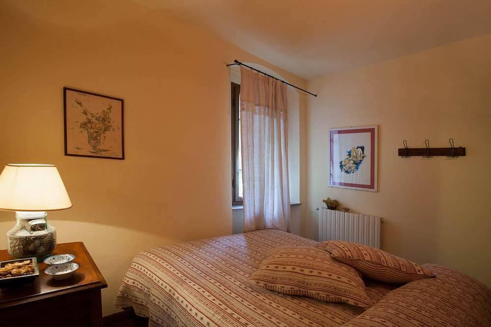 Ganze Wohnung, Fewo in Pomaia,romantisch,grosser Parkanlage,Dorfnah, Klimaanlage, Wi Fi, 2 Pers in Castellina Marittima, Etruskische Küste