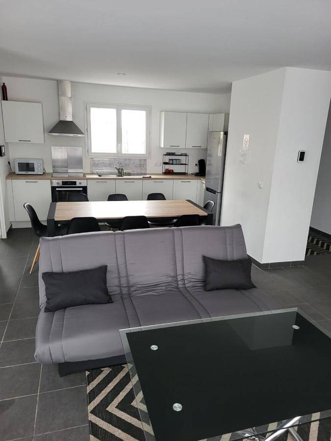 Location de vacances pour 8 personnes, avec jardin, animaux acceptés à Beychac-et-Caillau - 2