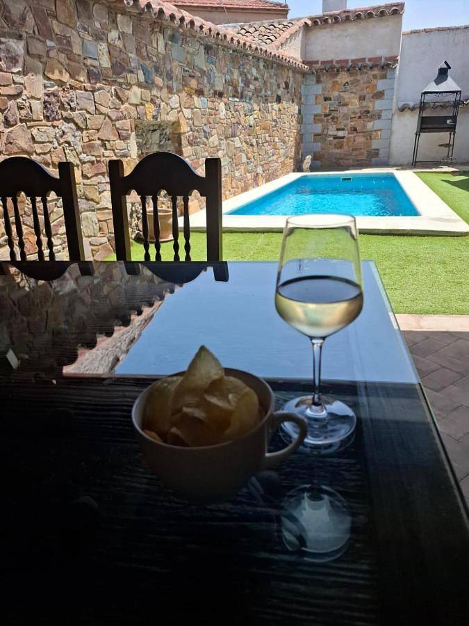Casa de vacaciones para 6 personas, con terraza y piscina - 1