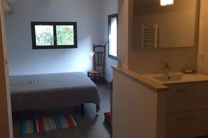 Location de vacances pour 8 personnes, avec terrasse et jardin dans Plage de la Roya - 2