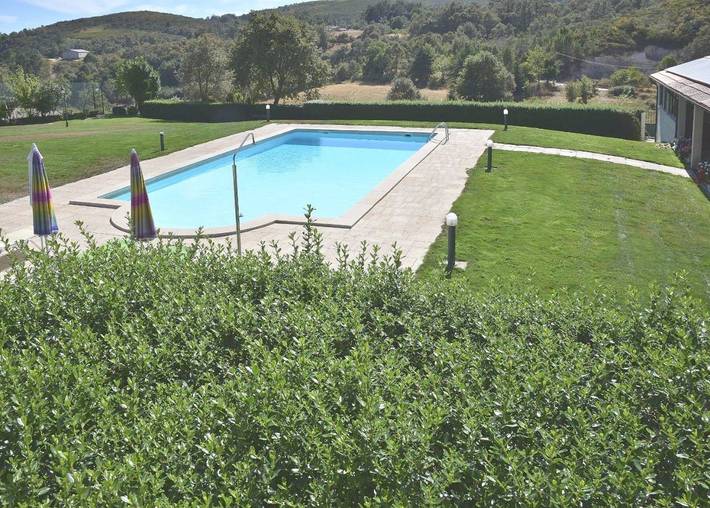 Gîte pour 4 personnes, avec terrasse ainsi que piscine et jardin dans Boticas - 4