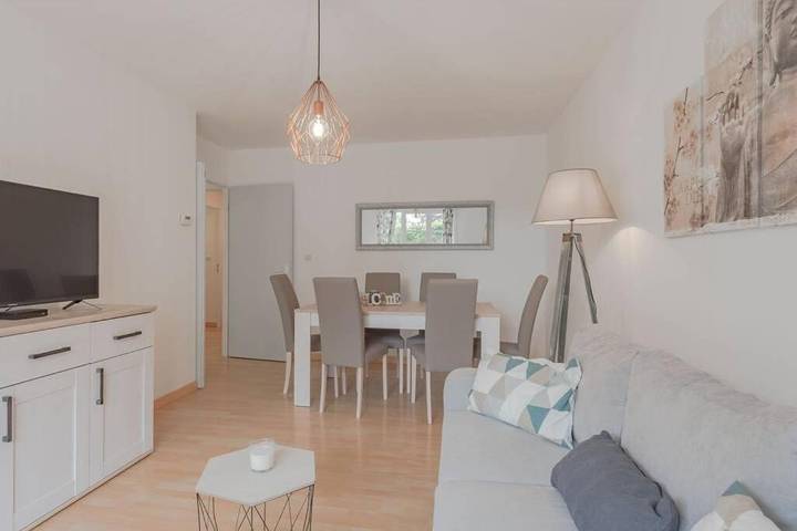 Gîte pour 7 personnes, avec terrasse à Bussy-Saint-Georges - 4