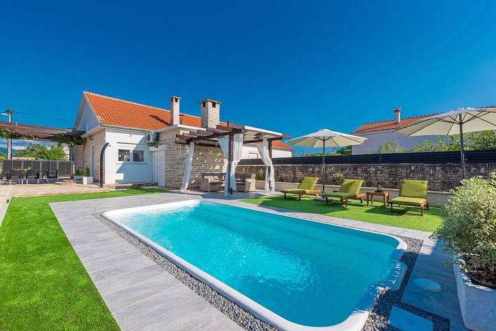 Villa für 5 Personen mit Garten in Pridraga, Donji Karin