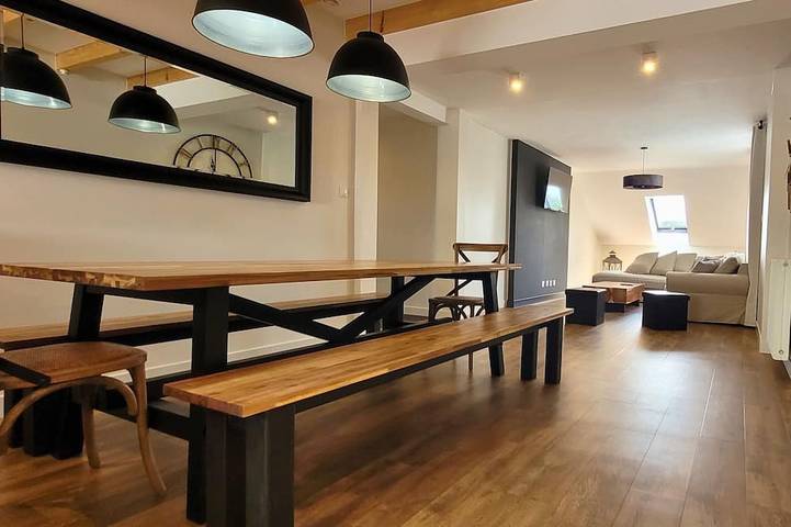 Location de vacances pour 8 personnes à Sainte-Colombe-de-Peyre