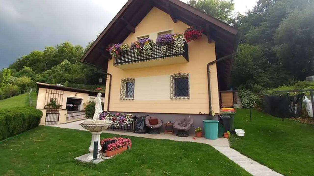 Ganze Ferienwohnung, Ferienwohnung für 3 Personen (50 m²) in Gmunden in Gmunden, Bezirk Gmunden