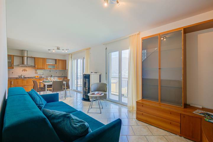 Ferienhaus für 6 Personen, mit Terrasse und Kinderpool sowie Seeblick in Gambarogno - 2
