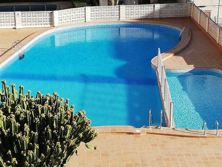 Ferienwohnung für 4 Personen, mit Terrasse und Garten sowie Meerblick, kinderfreundlich in Gandia - 2