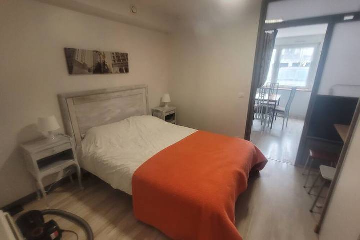 Gîte pour 2 personnes, avec Jacuzzi à Charency-Vezin - 2