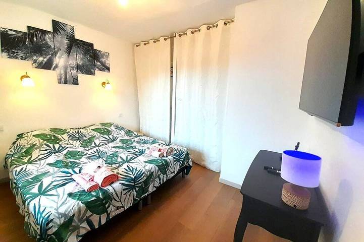 Gîte pour 6 personnes, avec balcon et jardin dans Vatan - 4