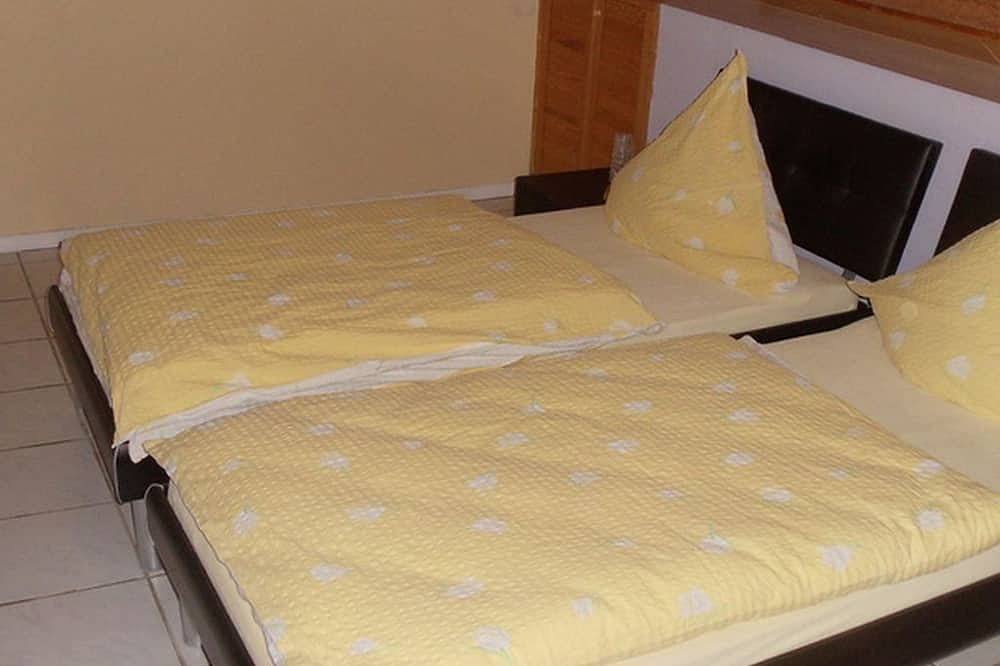 Ganze Wohnung, Wohnung 2 - Obergeschoss - Haus Bohngärten - Ferienwohnungen in Freinsheim, Pfälzer Rheinebene