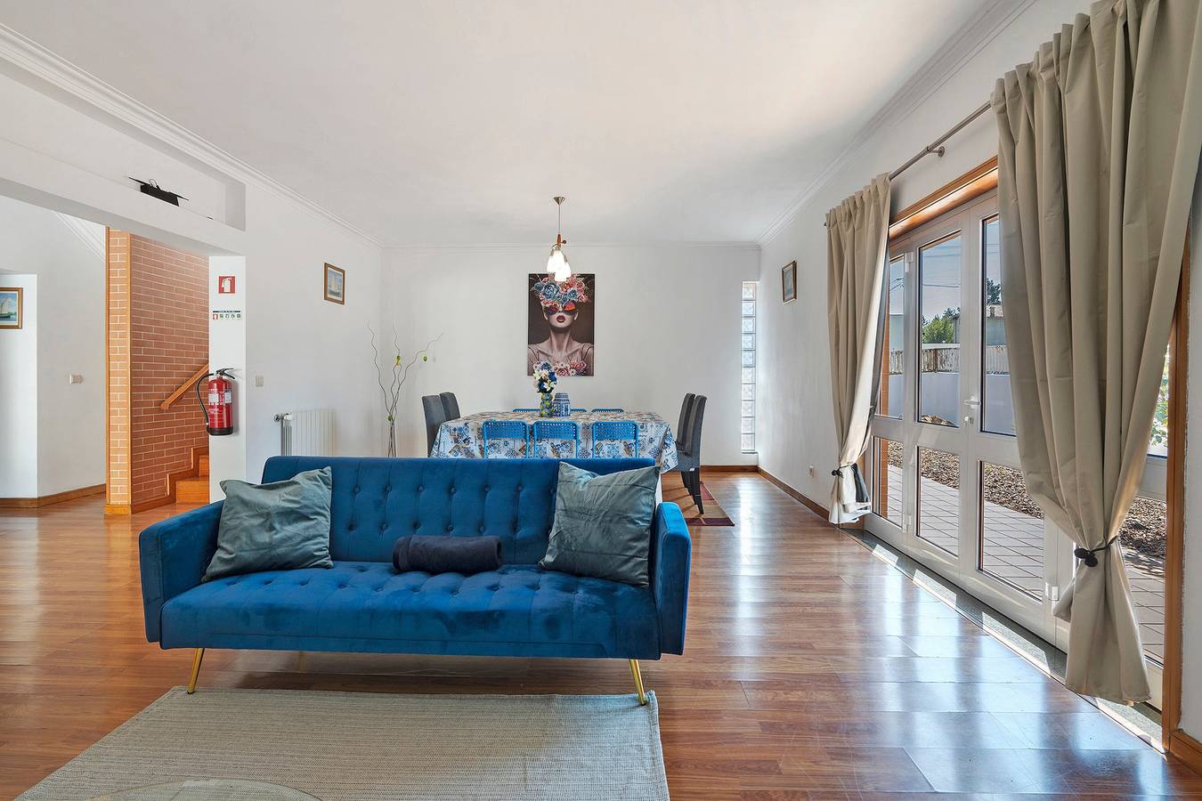 Archer's House – Olival's Treasure: Spacious Family Villa with Pool and Garden in Olival, Sandim, Olival, Lever e Crestuma