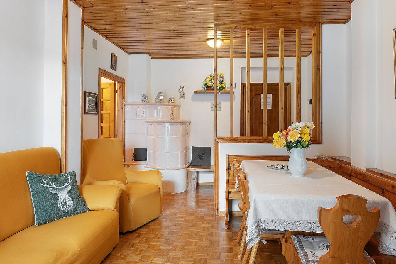 Ganze Wohnung, Ferienwohnung 'Ornella' mit Seeblick, privatem Garten und Wlan in Molveno, Brentagruppe