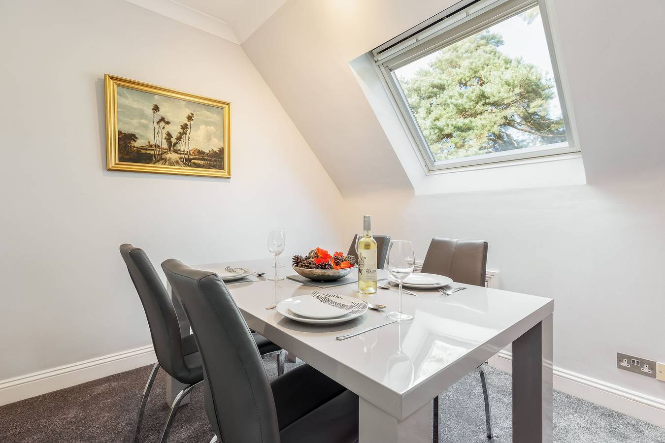 Entire apartment, The Gables Penthouse in Poole, South West England