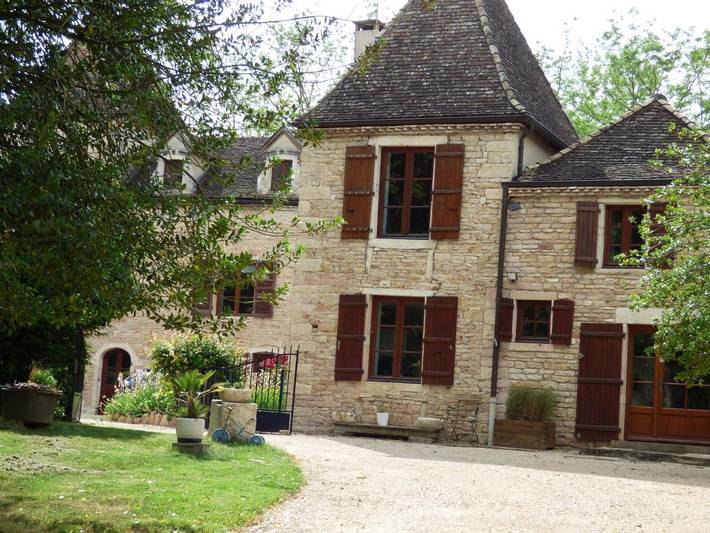 Appartement de vacances pour 8 personnes, avec Terrasse et Jardin ainsi que Piscine et Vue