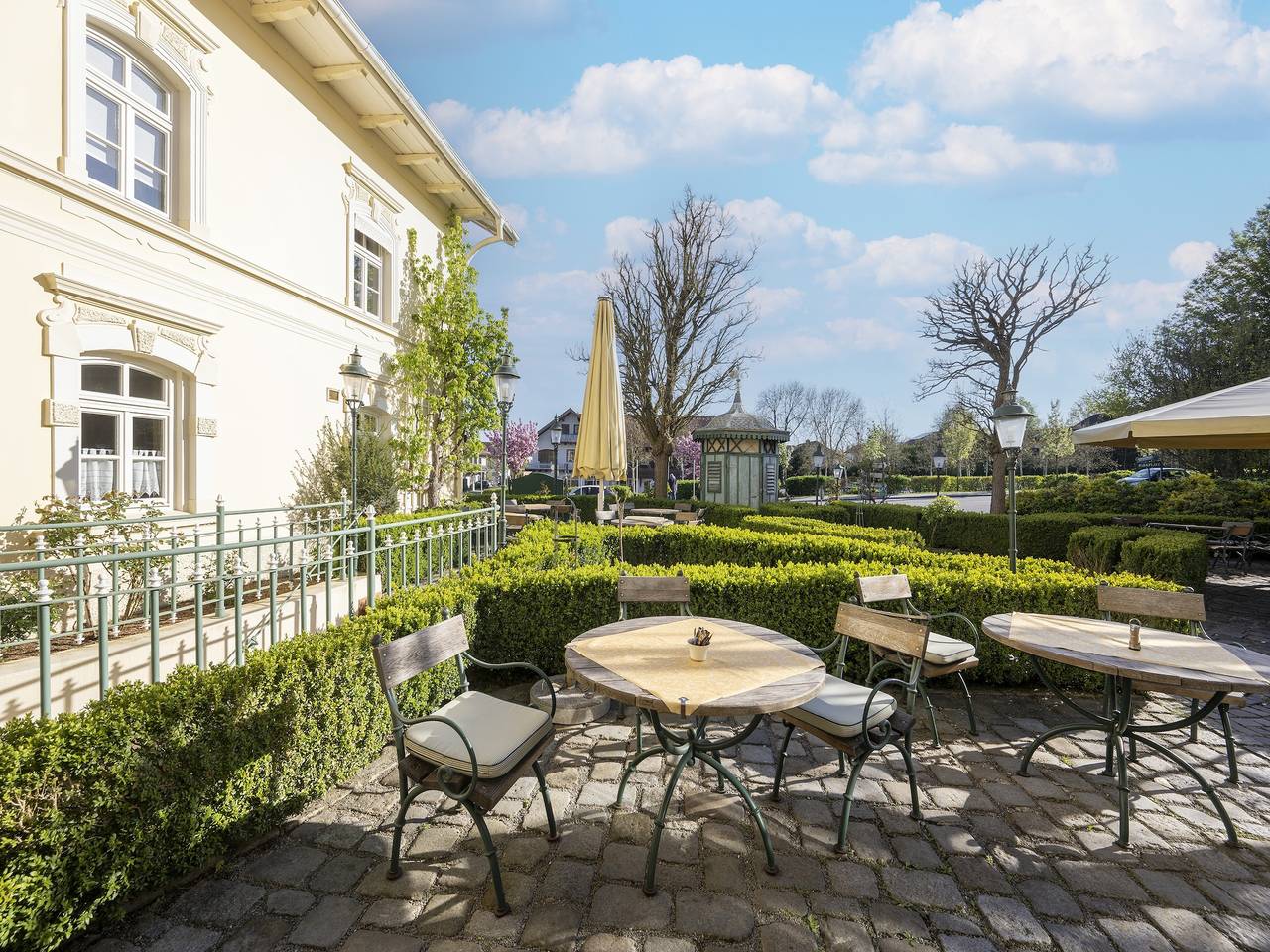 Ganze Wohnung, Geräumige Ferienwohnung im Sammareier Gutshof in Bad Birnbach in Bad Birnbach, Bayerische Golf und Thermenland