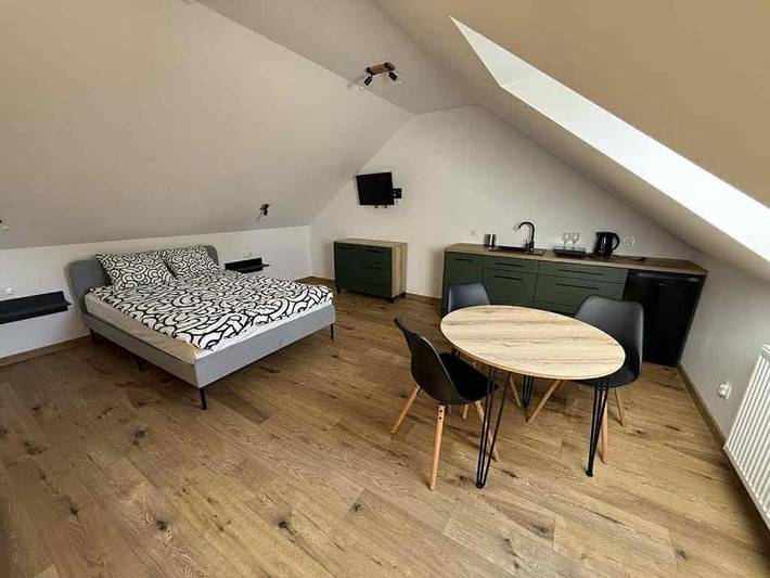 Apartament wakacyjny dla 2 osób, z ogród i widok oraz widok na jezioro w Rajgród