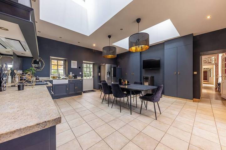 Gîte pour 10 personnes, avec piscine et jacuzzi à Saint-Julien-de-Concelles - 3