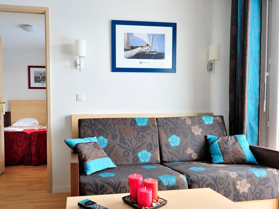 Résidence Goélia La Grande Plage - Appartement 4 personnes - G/100_2 Pieces 4 Personnes in Saint-Gilles-Croix-de-Vie, Vallée de la Loire