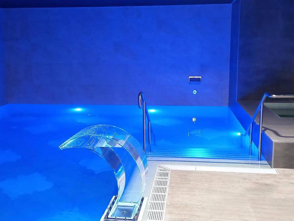 Appartement entier, New Cp family apartment with spa in Eastern Beach (La Línea de la Concepción), Costa de la Luz