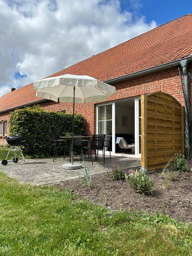 Ferienwohnung für 4 Personen, mit Terrasse und Garten sowie Ausblick in Pewsum - 3