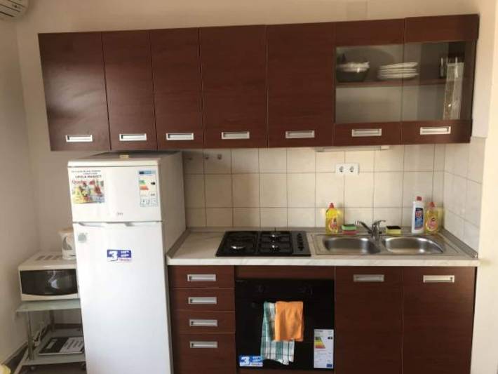 Apartament wakacyjny dla 4 osób, z ogród i balkon w Omiš