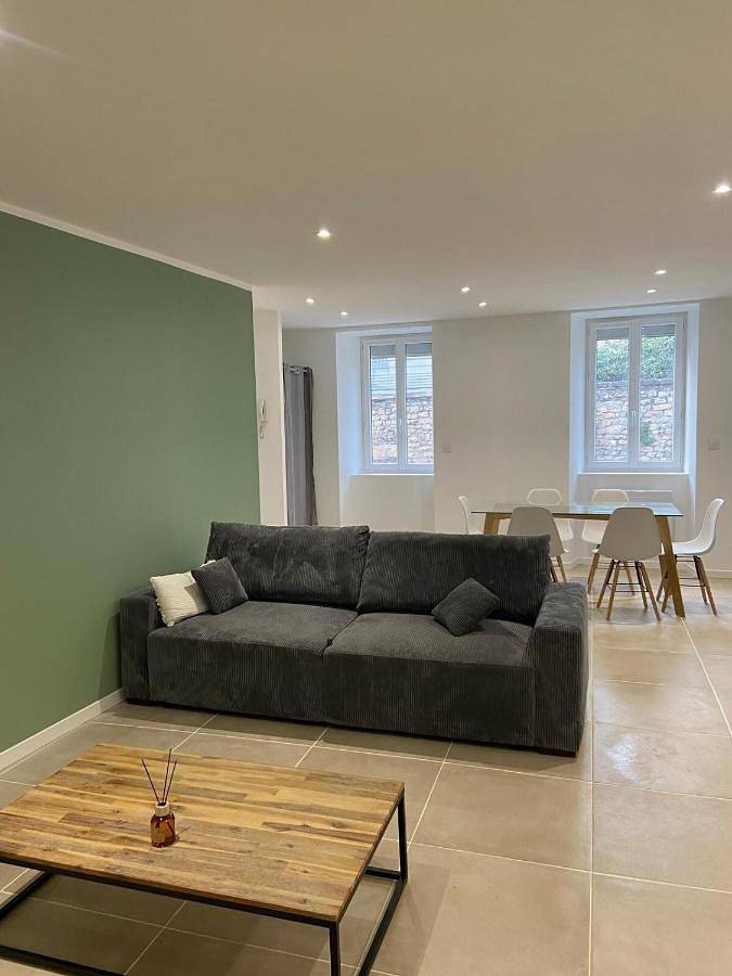Appartement entier, Two-Bedroom Apartment in Millau, Parc naturel régional des Grands Causses