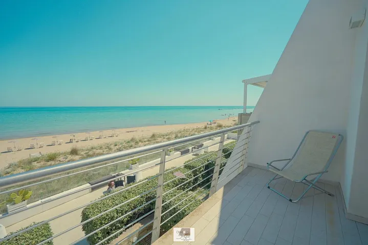 Aparthotel para 5 personas, con piscina además de jardín y vistas, Familias con niños - 1