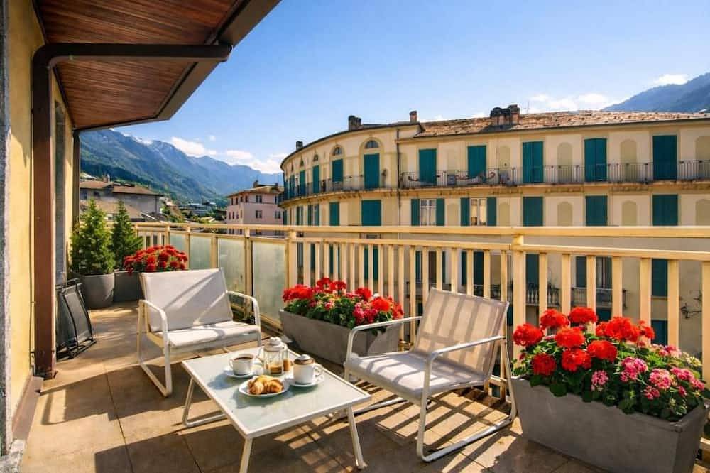 Ganze Wohnung, Mary House Central Station Large Apartment in Sondrio (Stadt), Sondrio