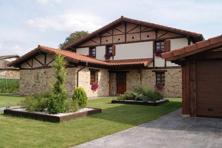 Casa de vacaciones para 10 personas, con jacuzzi y jardín, Se admiten mascotas en Álava - 2