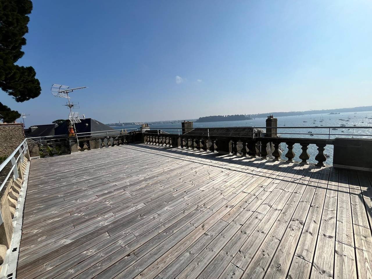 Appartement entier, Osiris - Magnifique appt vue mer avec rooftop in Dinard, Région de Saint-Malo