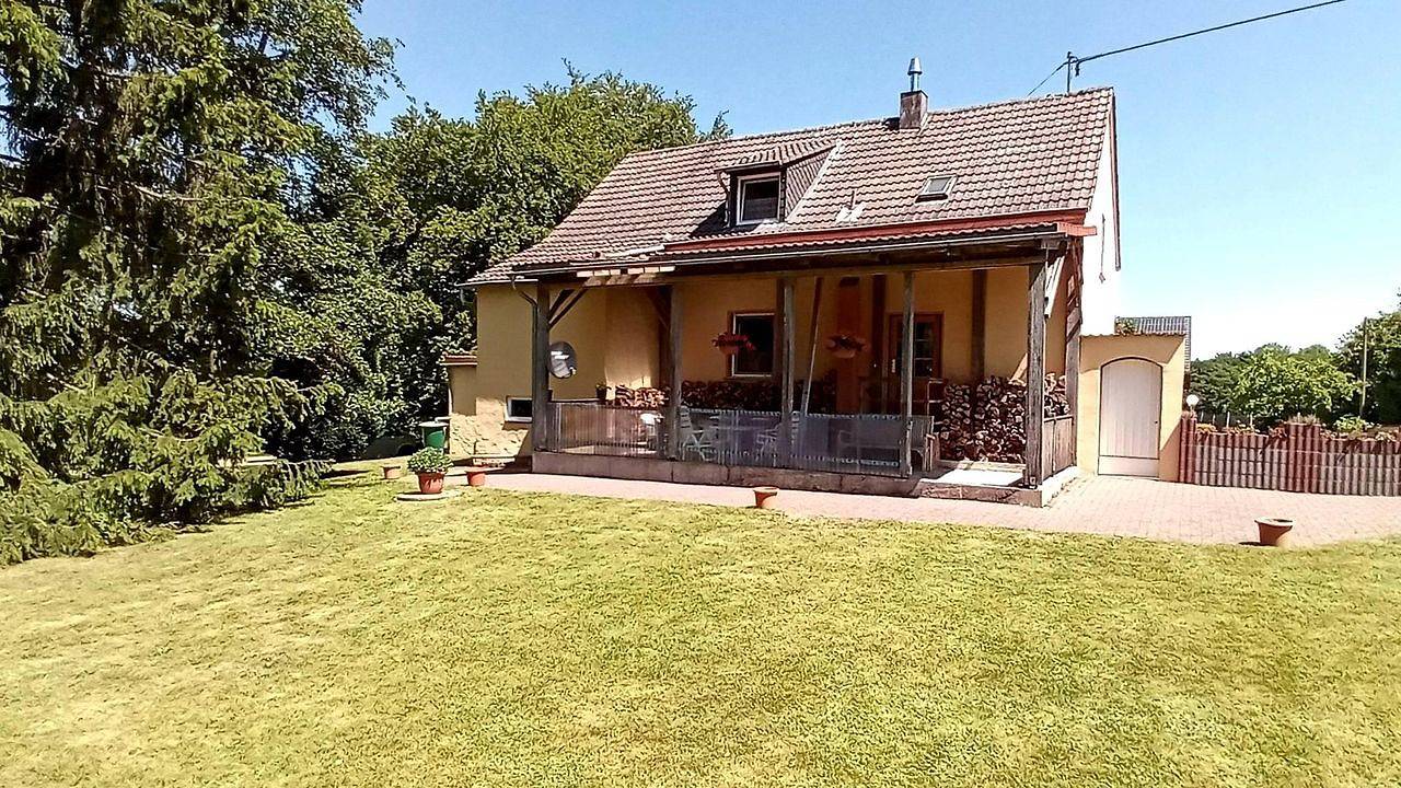 Ferienhaus für 8 Personen (100 m²) in Esch in Esch, Vulkaneifel