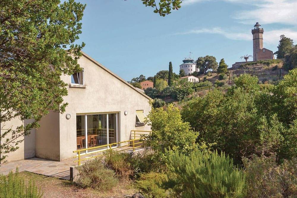 Maison confortable à San Giuliano avec. in San-Giuliano, Arrondissement de Corte