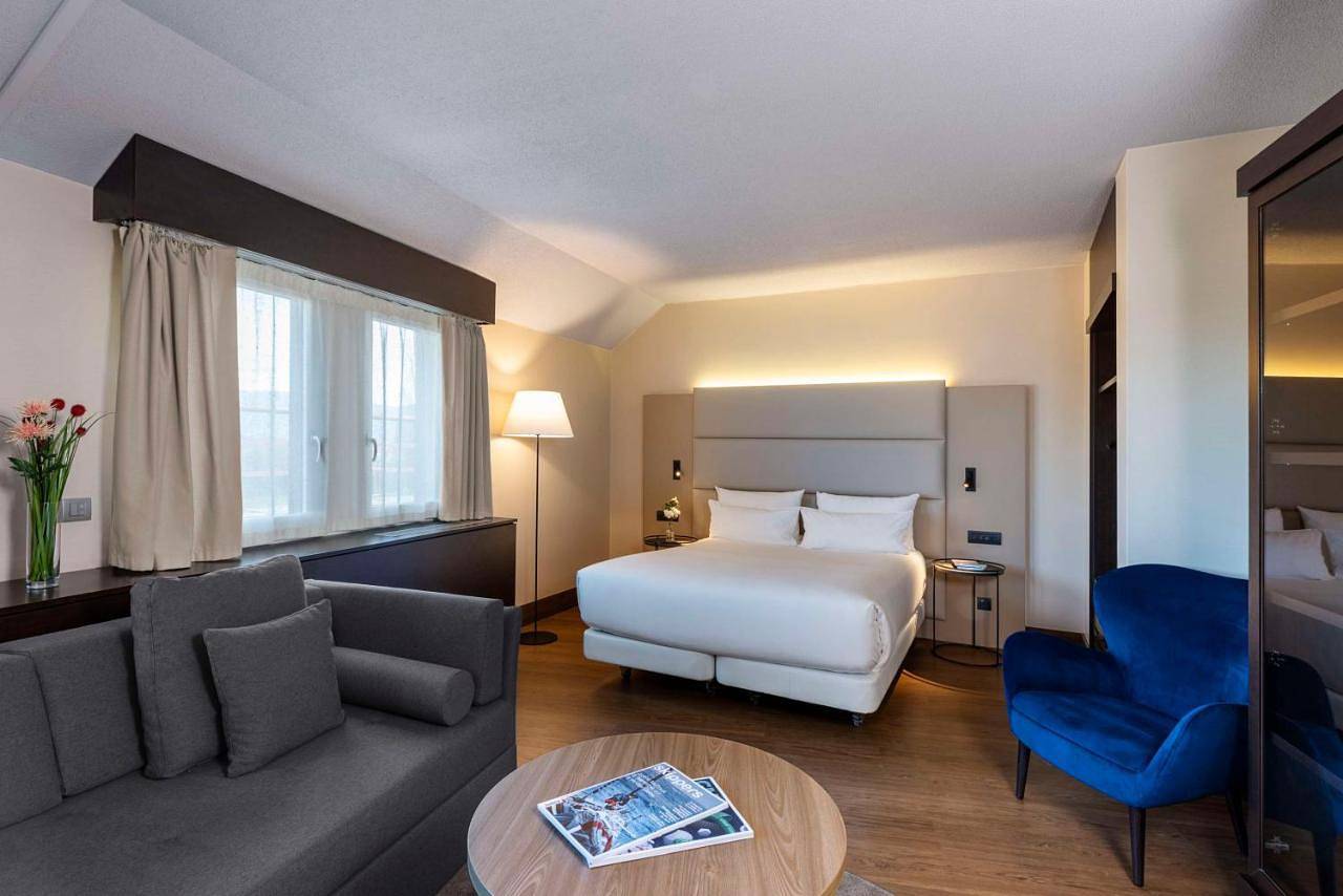 Nh Geneva Airport Hotel in Meyrin 2 Village, Meyrin