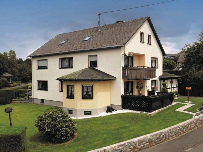 Ferienwohnung für 4 Personen, mit Balkon und Garten in Morbach