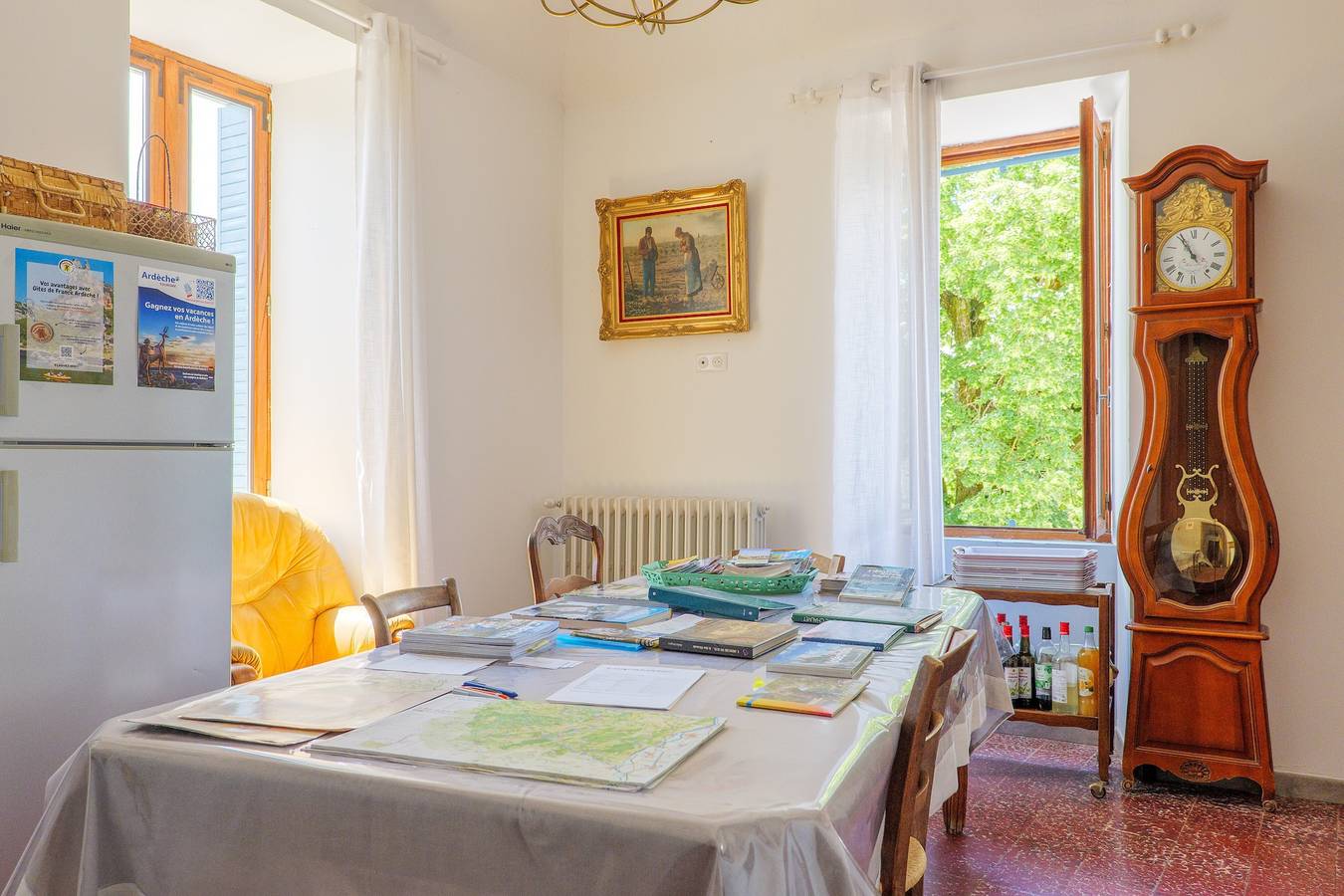 Gastenkamer 'Chambre Catherine' met gedeeld zwembad, wifi en airconditioning, foto 9