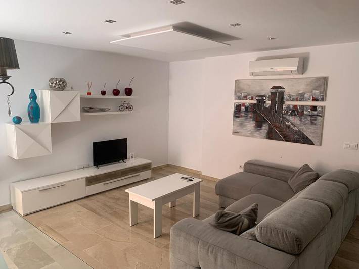 Apartamento de vacaciones para 6 personas, con vistas y terraza - 1