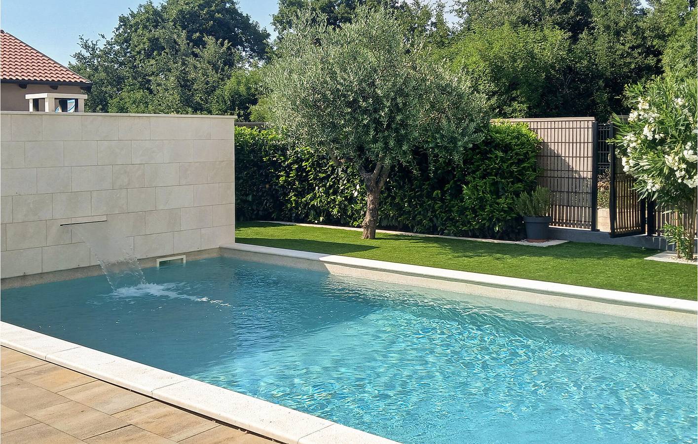 Moderne 150 m² große Wohnung mit Pool, Terrasse und WLAN in der Nähe des Stadtzentrums von Peruski in Marčana, Südküste Istrien