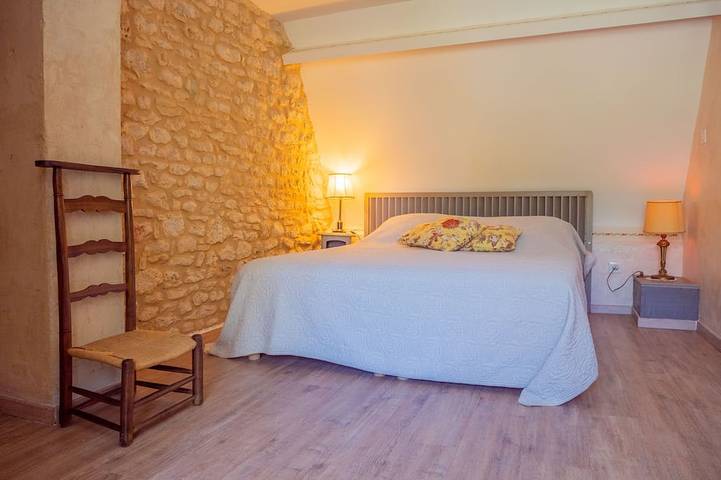 Gîte pour 6 personnes, avec jardin à Sergeac - 3