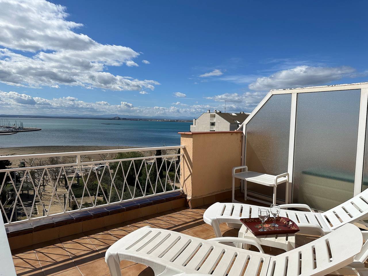 Entire apartment, Agi Solimar Centro in Roses Centre, Roses