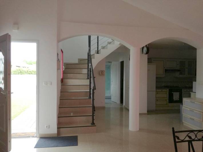 Location de vacances pour 6 personnes, avec Terrasse ainsi que Jardin et Vue dans Plage de Matha