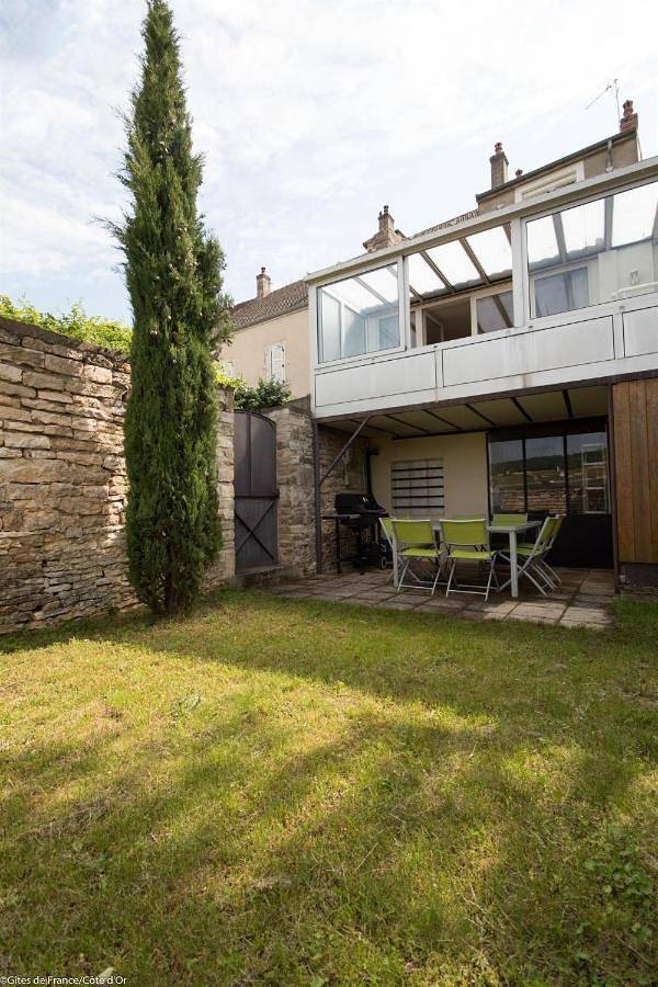 Location de vacances pour 8 personnes, avec jardin à Meursault - 2