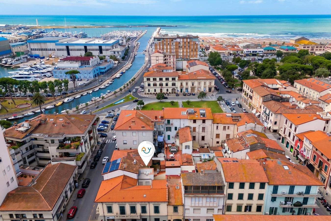 Geheel appartement, La Suite 2 Ondina Viareggio 200m from sea in Viareggio, Italiaanse Rivièra