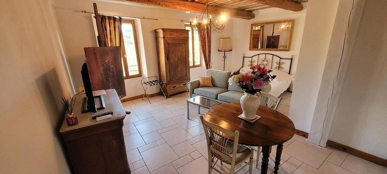 King Suite in La Garde-Freinet, Côte méditerranéenne (France)