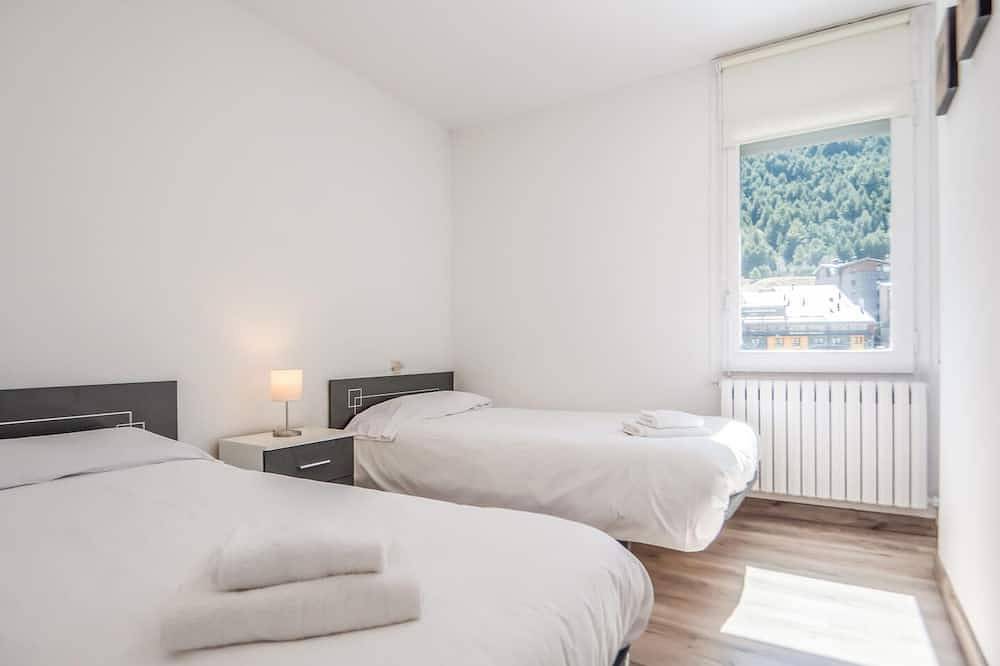 Entire apartment, Nice 3 Bedroom Apartment for 6 people, Incles. C.Pep 4 in Incles, Soldeu