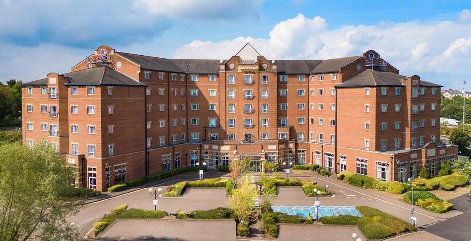 Hotel for 2 people, with pool and sauna as well as hot tub - 1