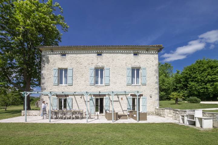 Villa Moundo (10p) with pool nearby Monflanquin in La Sauvetat-sur-Lède, Región de Villeneuve-sur-Lot
